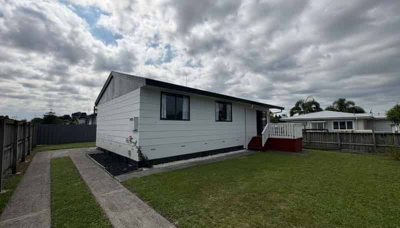 90B Tawa Street, Melville