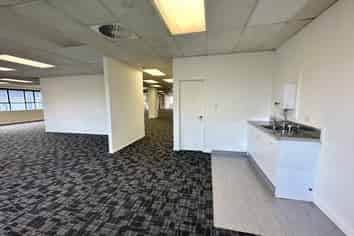 Flexible Dual-Level Office | For Lease