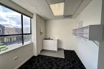 Flexible Dual-Level Office | For Lease
