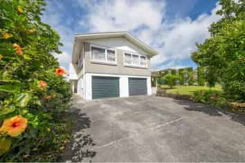 36 Spence Road, Henderson