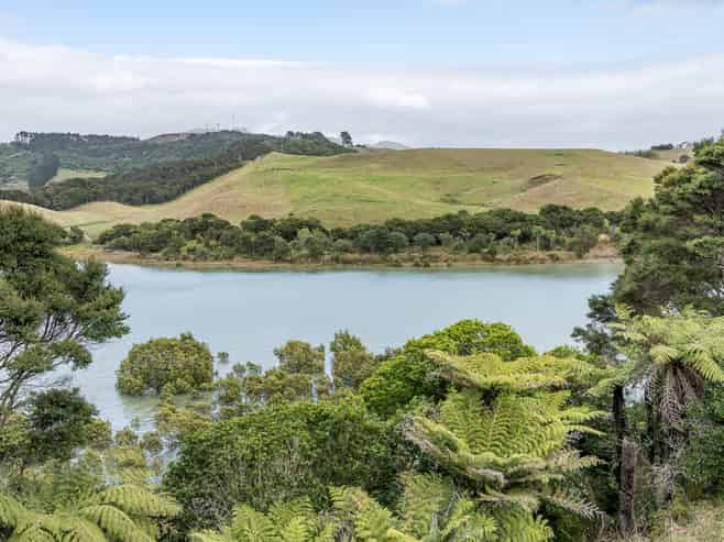 98 Omahina Street, Raglan