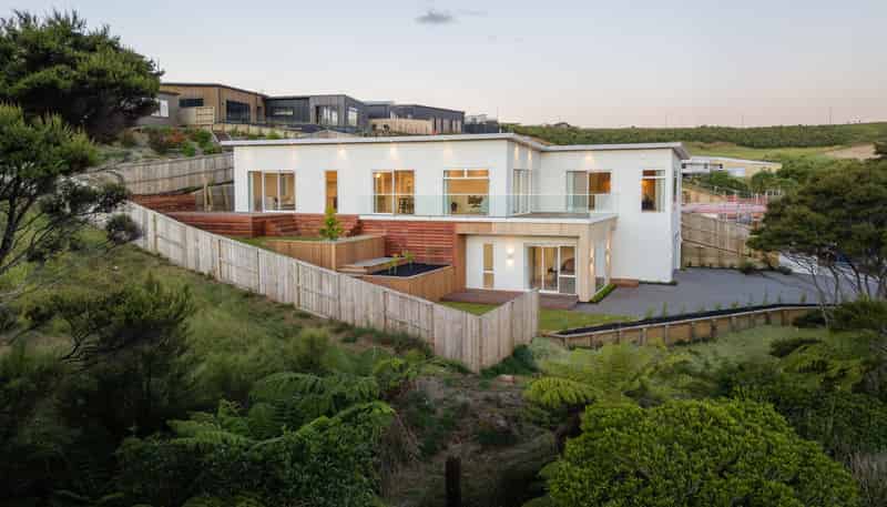 98 Omahina Street, Raglan