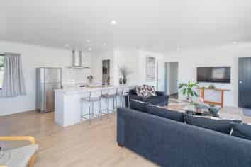 4 Fred Harsant Drive, Cooks Beach