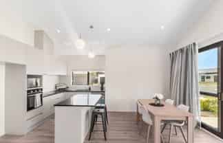 27 Ferndale Road, Kawakawa Bay