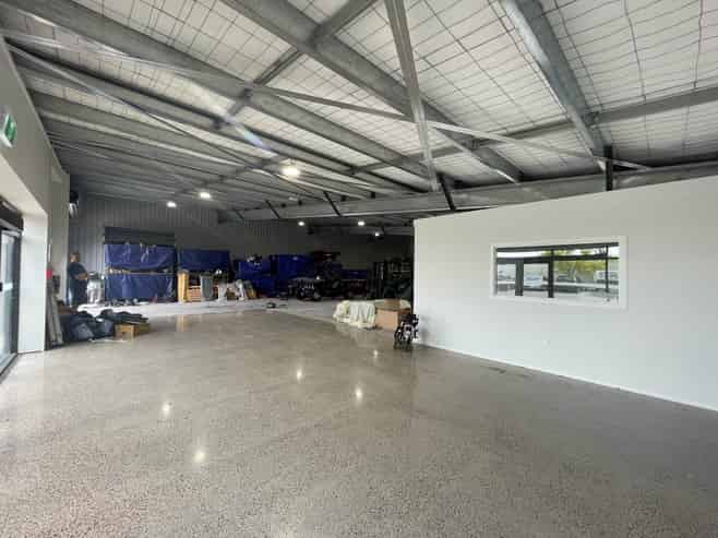 QUALITY SHOWROOM/WORKSPACE IN KERIKERI
