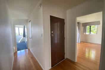  Methuen Road, New Windsor