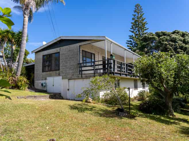 69 Government Road, Raglan