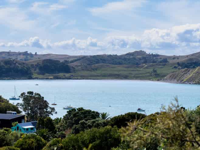 69 Government Road, Raglan