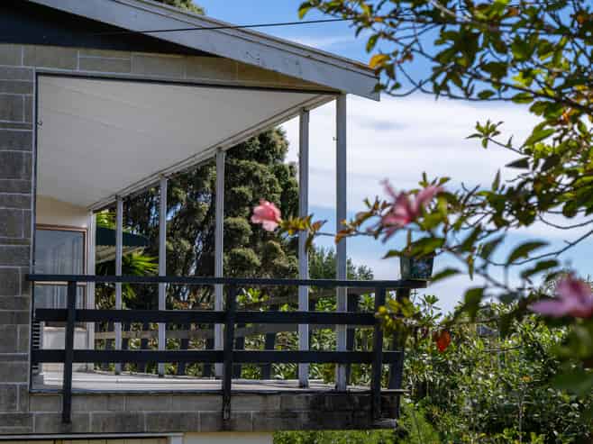 69 Government Road, Raglan