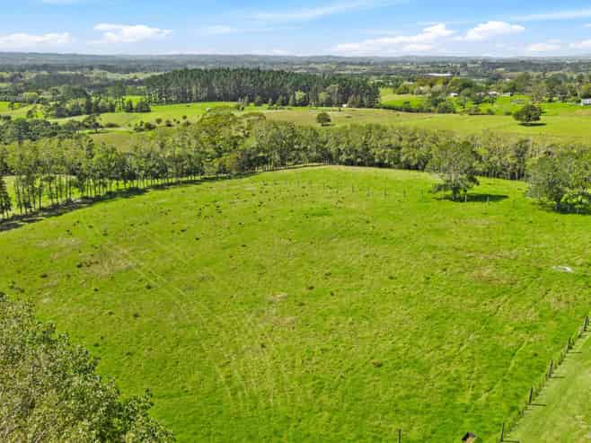 18 Peters Lane, Taupaki