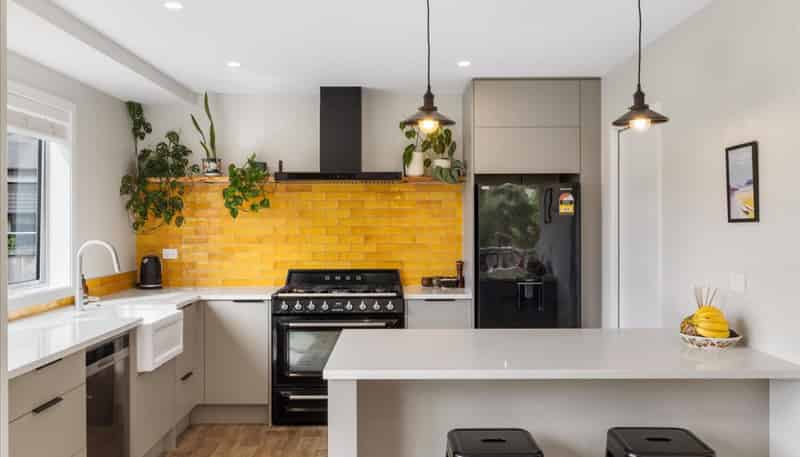 20 Pakanga Grove, Pyes Pa