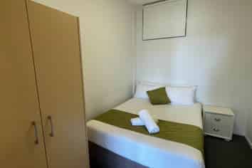 1008/ Putney Way, Manukau