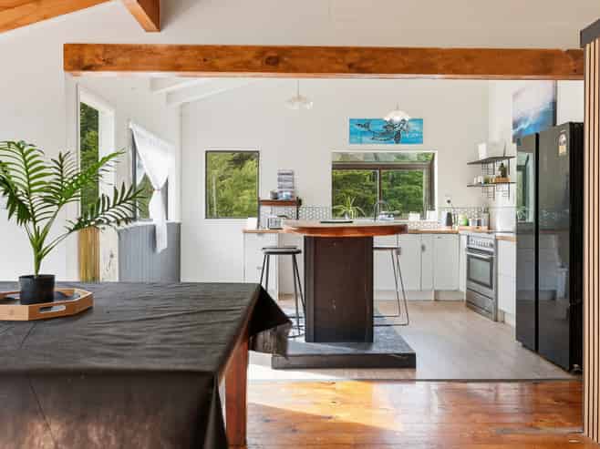 626 Takahue Road, Takahue