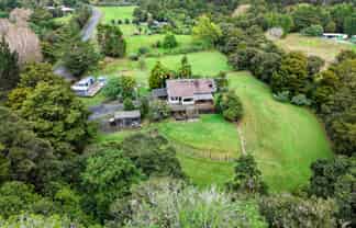626 Takahue Road, Takahue