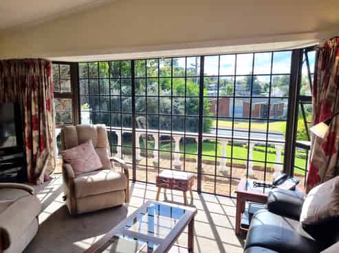 46 Carr Street, Kamo