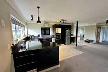 1/8 MOIRI PLACE, Maungatapu