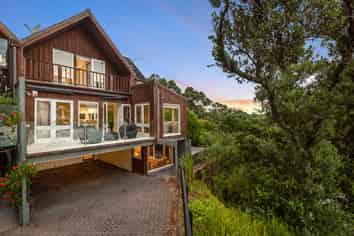 4/259 Jervois Road, Herne Bay