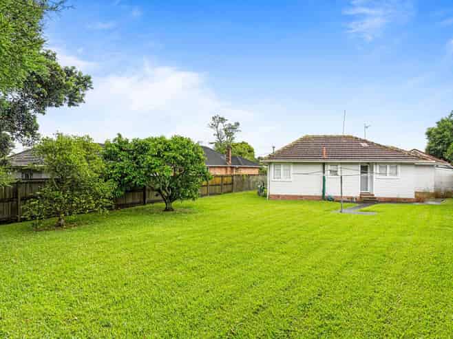 47 Neil  Ave, Te Atatu Peninsula