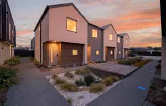 25/101 Mackworth Street, Woolston