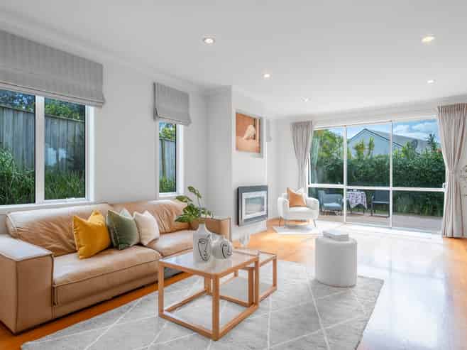 14A Hauraki Crescent, Pinehill