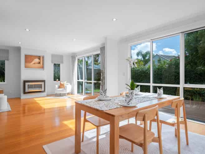 14A Hauraki Crescent, Pinehill