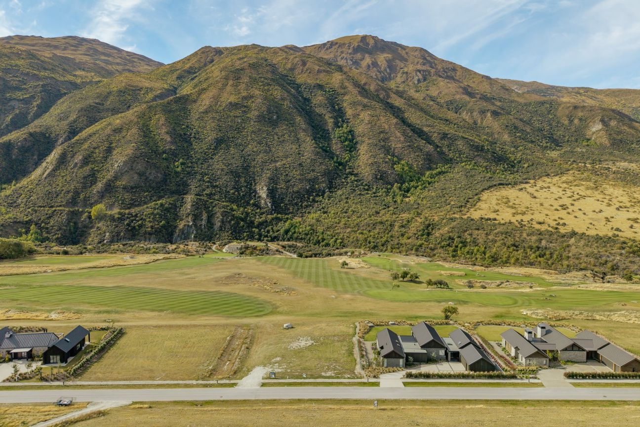 The Arrowtown alternative to build on 1860sqm - Aktar