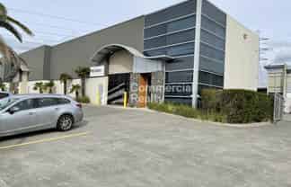 303M2 Warehouse & Office On Echelon Drive