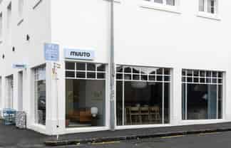 Prime corner site – Newmarket showroom