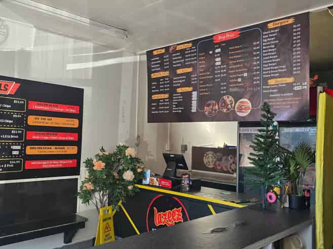 Suburban Takeaway-Ready Retail Space with Chattels