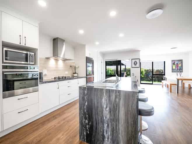 5 Riverglen Drive, Paihia