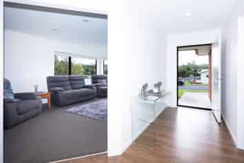 5 Riverglen Drive, Paihia