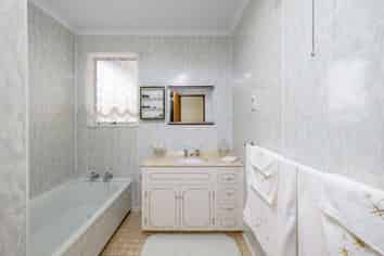 6 Bond Street, Waimate