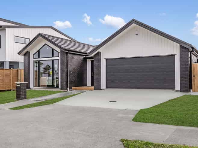 119 Waituarua Drive, Takanini