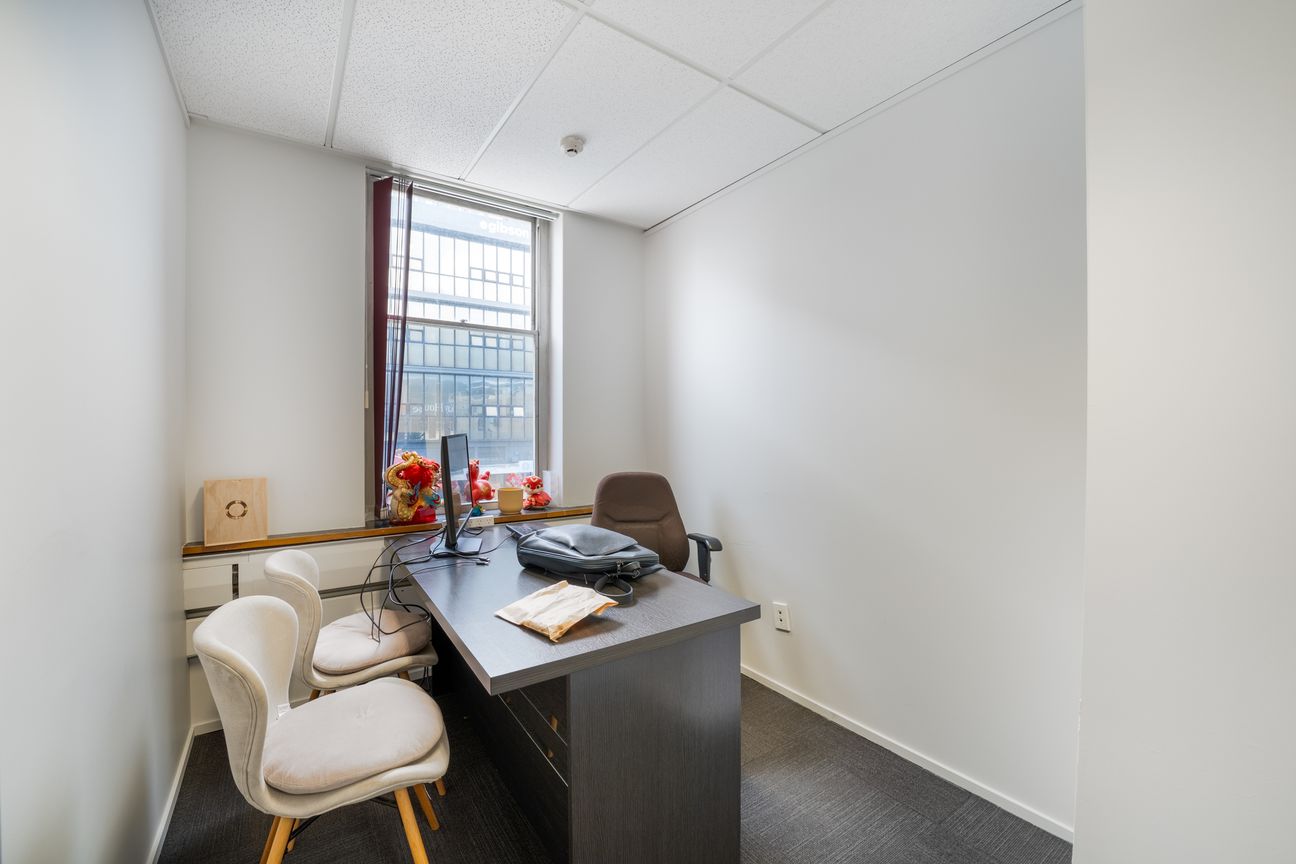 Opportunity in the heart of Hutt Central! – pohled 4