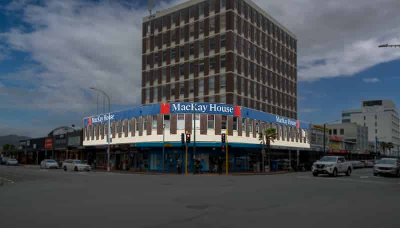 8/92 Queens Drive, Hutt Central