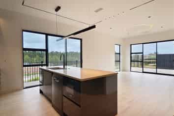 61 Huanui Drive, Orewa