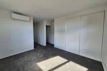 2/1482 Springs Road, Lincoln