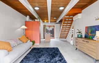 100 Grafton Street, Waltham