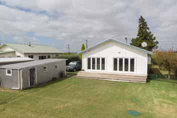 681 State Highway 25, Waitakaruru