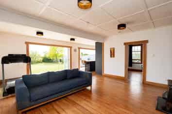 681 State Highway 25, Waitakaruru