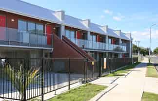 01/26 Railway Street West, Papakura