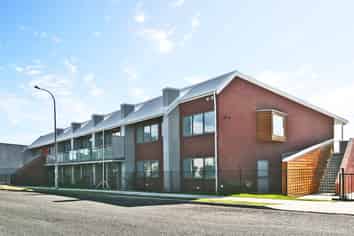 01/26 Railway Street West, Papakura