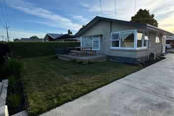 403 Dey Street, Hamilton East