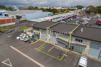 100m² Industrial | Secure Lambie Drive Complex