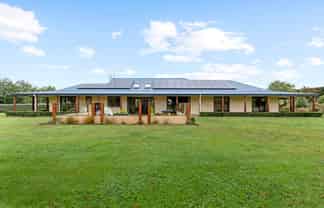 525 Burnham School Road, Burnham