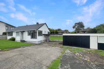 13 Jordan Road, Mangere
