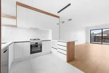 125 Otuwairoa Esplanade, Opaheke