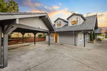 16 Awhiorangi Promenade, Swanson