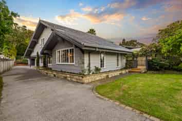 16 Awhiorangi Promenade, Swanson