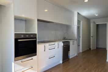 56A Sycamore Dr, Sunnynook